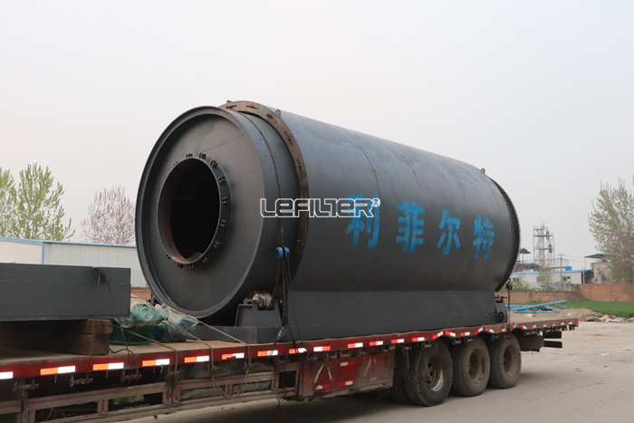 No Pollution Scrap Tyre Pyrolysis Plant with High Oil Output